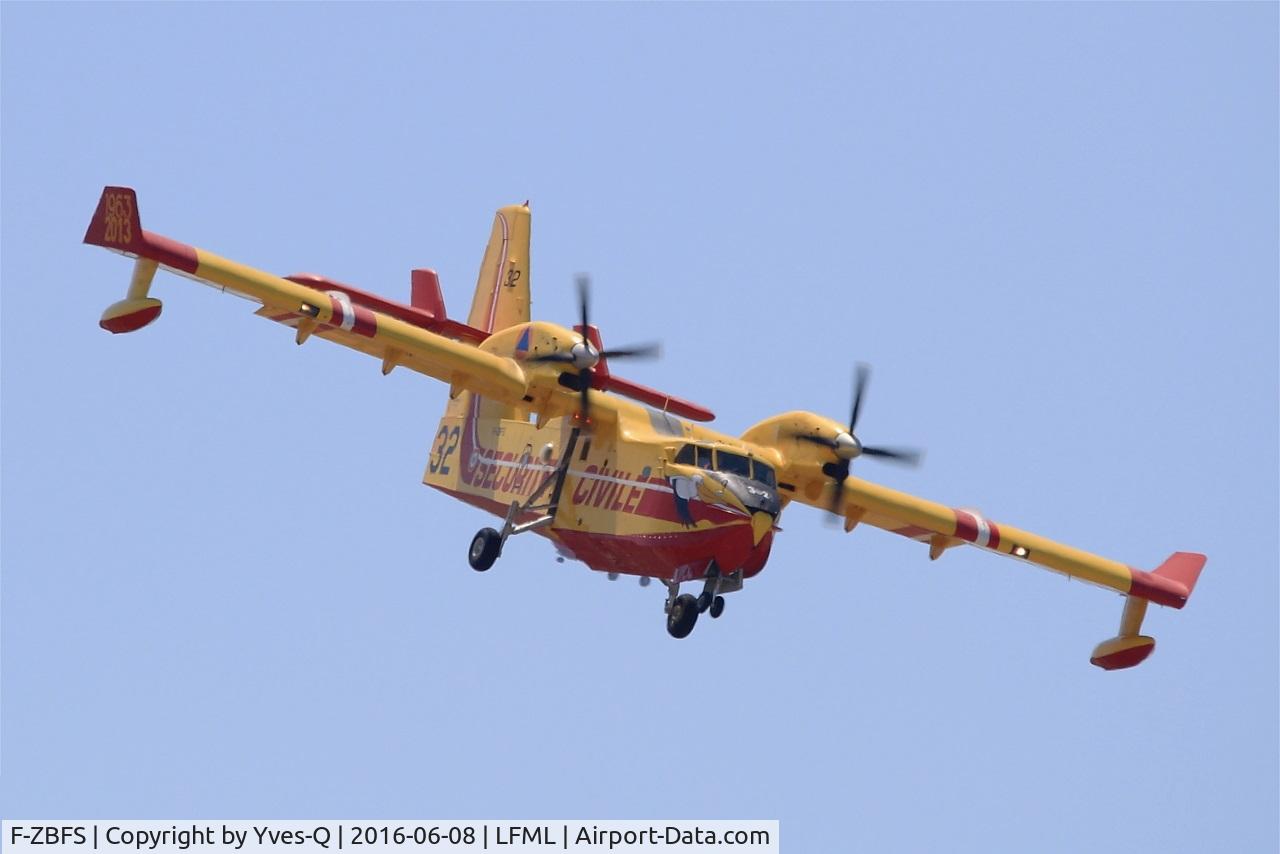 F-ZBFS, Canadair CL-215-6B11 CL-415 C/N 2001, Canadair CL-415, Short approach rwy 31R, Marseille-Marignane Airport (LFML-MRS)