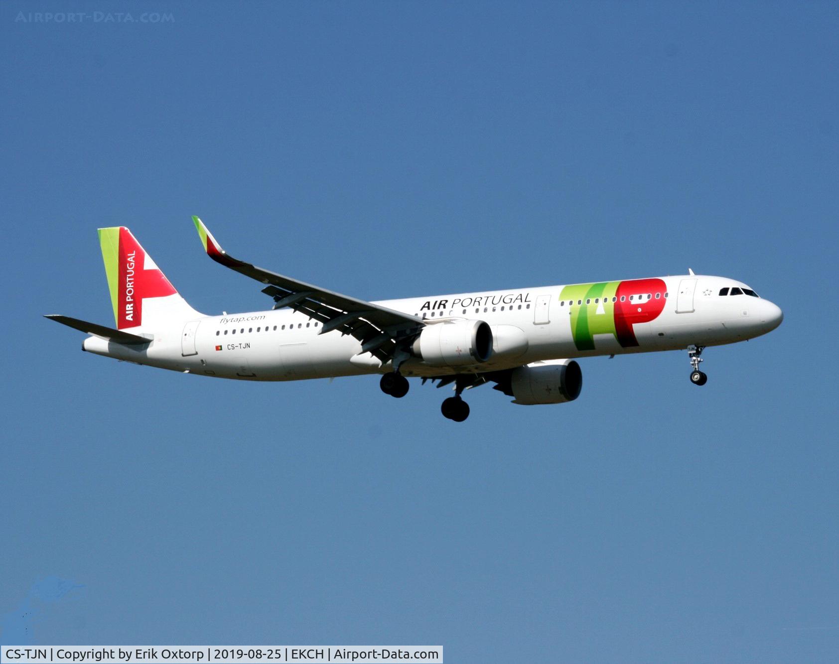 CS-TJN, 2018 Airbus A321-251N C/N 8318, CS-TJN (ex- OY-PAF) landing rw 04L