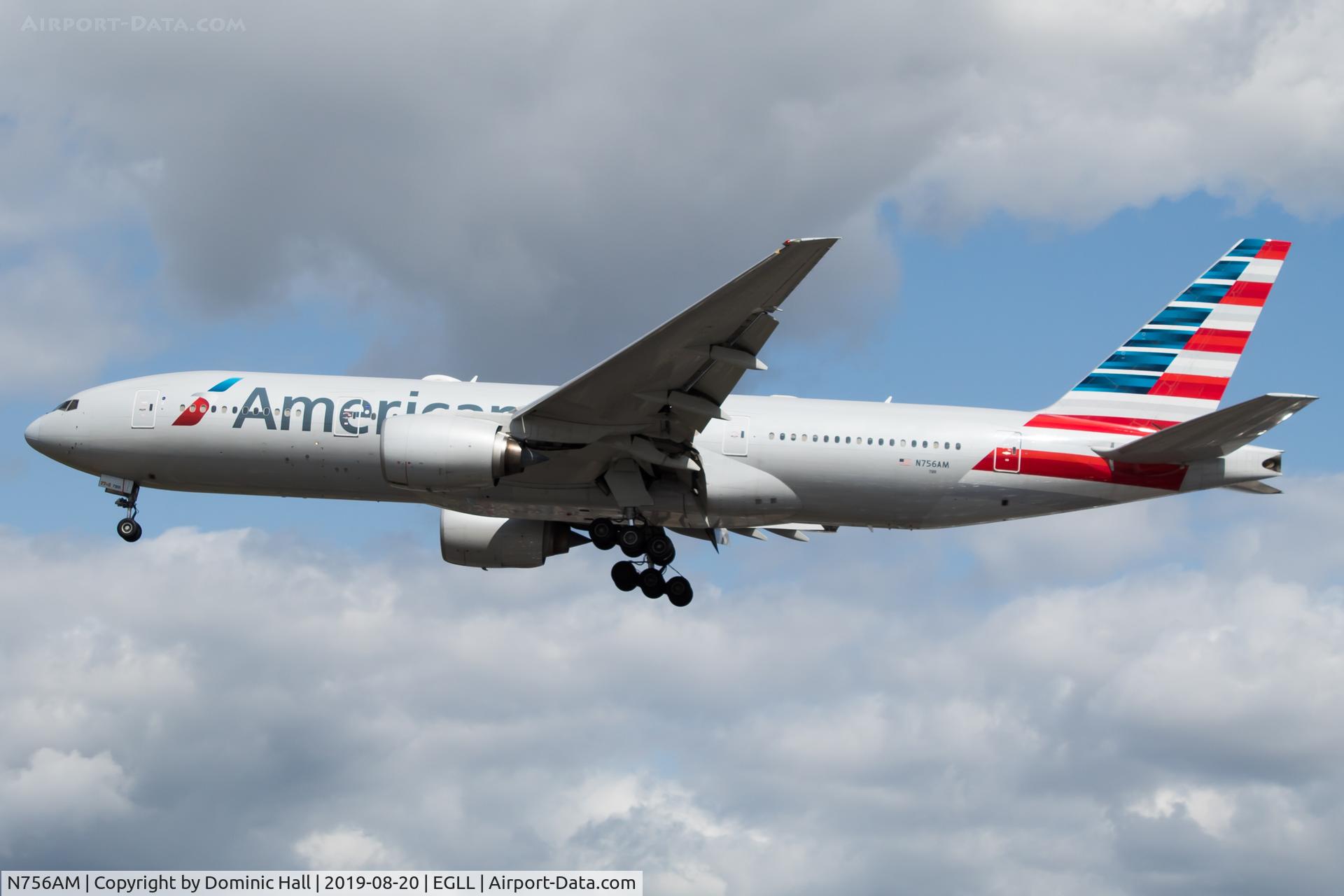 N756AM, 2001 Boeing 777-223 C/N 30264, Landing RWY 27R