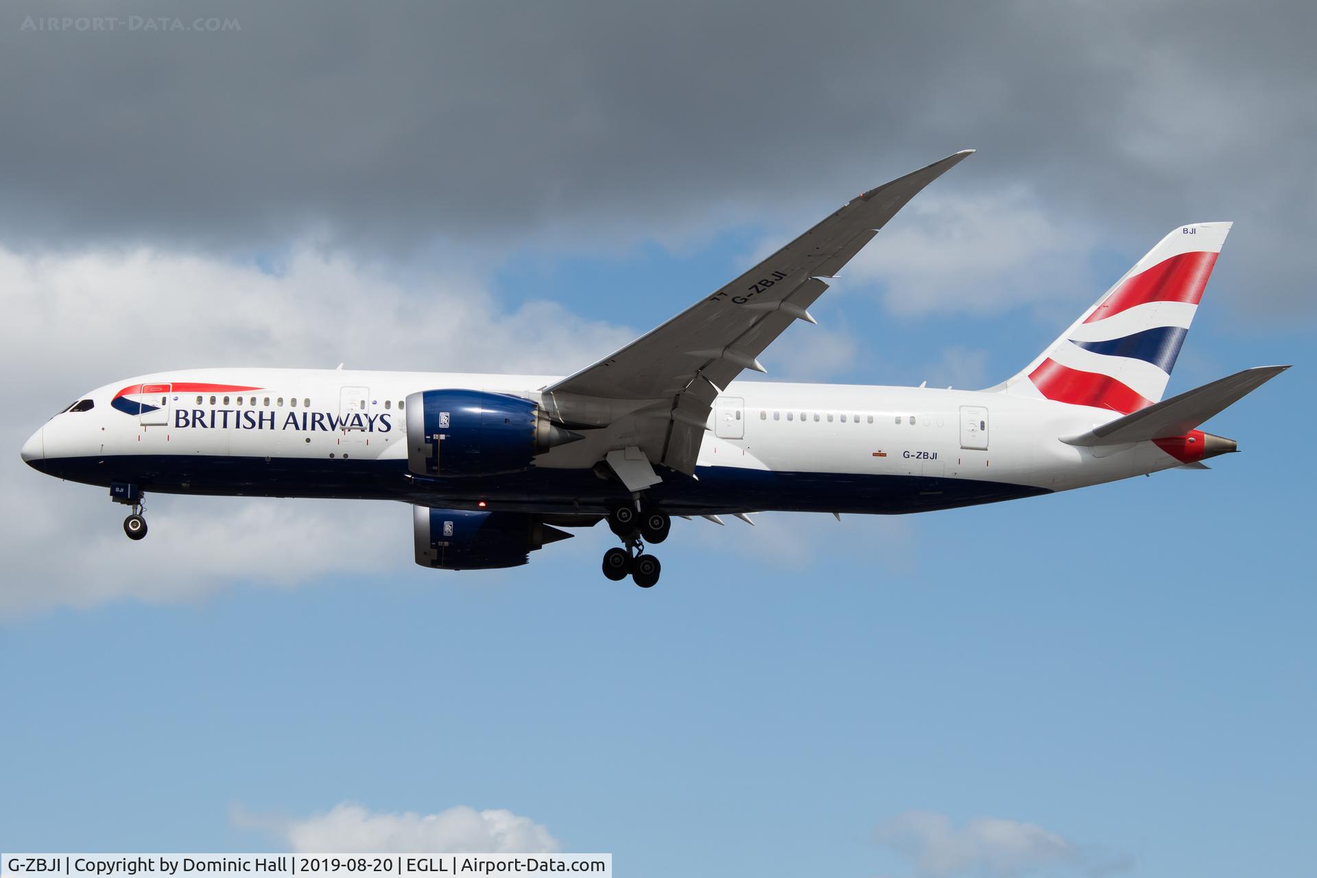G-ZBJI, 2017 Boeing 787-8 Dreamliner C/N 60626, Landing RWY 27R