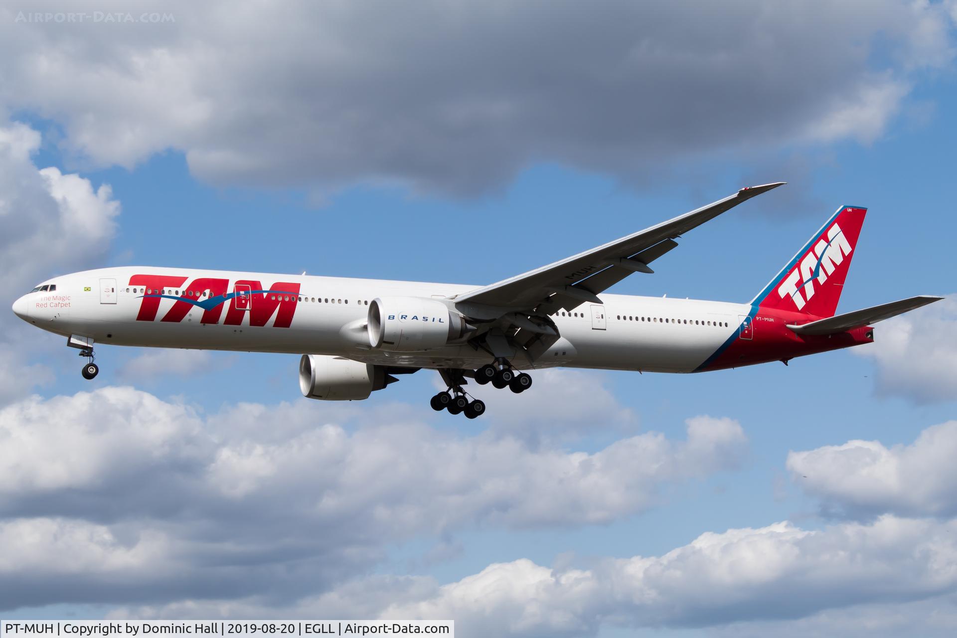 PT-MUH, 2012 Boeing 777-32W/ER C/N 38889, Landing RWY 27L
