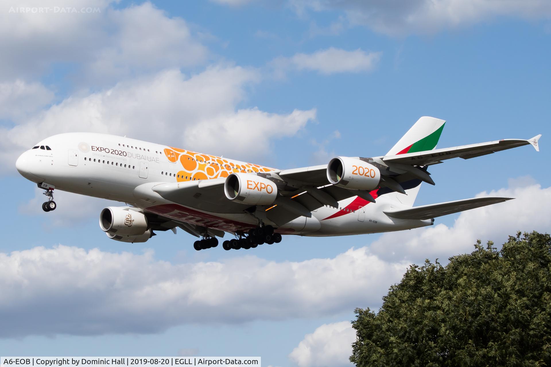 A6-EOB, 2014 Airbus A380-861 C/N 164, Landing RWY 27L