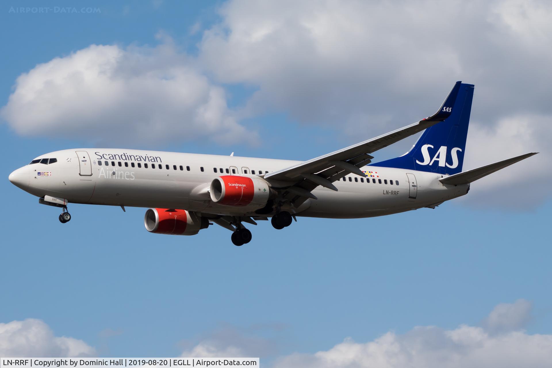 LN-RRF, 2008 Boeing 737-85P C/N 35707, Landing RWY 27L
