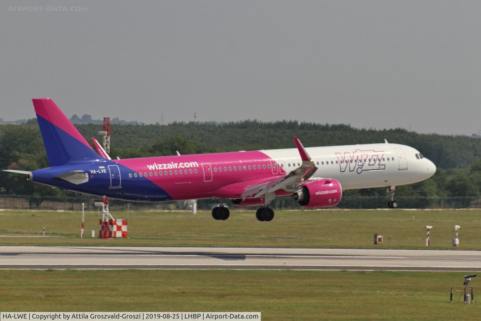 HA-LWE, 2010 Airbus A320-232 C/N 4372, LHBP/BUD - Budapest Ferihegy, Liszt Ferenc International Airport, Hungary