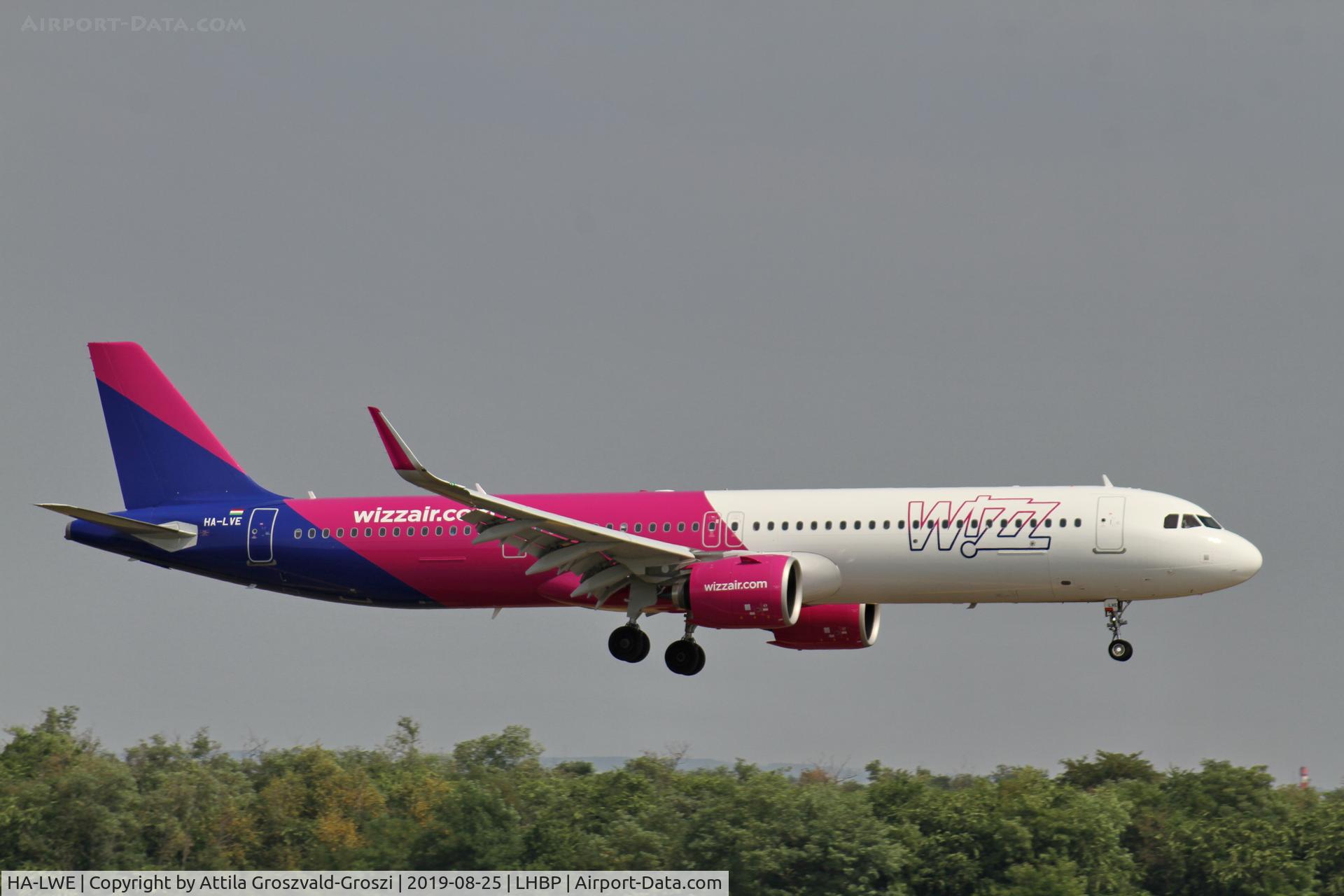 HA-LWE, 2010 Airbus A320-232 C/N 4372, LHBP/BUD - Budapest Ferihegy, Liszt Ferenc International Airport, Hungary