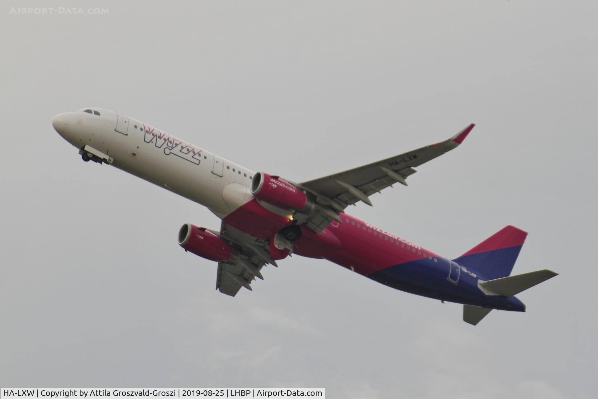 HA-LXW, 2017 Airbus A321-231 C/N 7947, LHBP/BUD - Budapest Ferihegy, Liszt Ferenc International Airport, Hungary