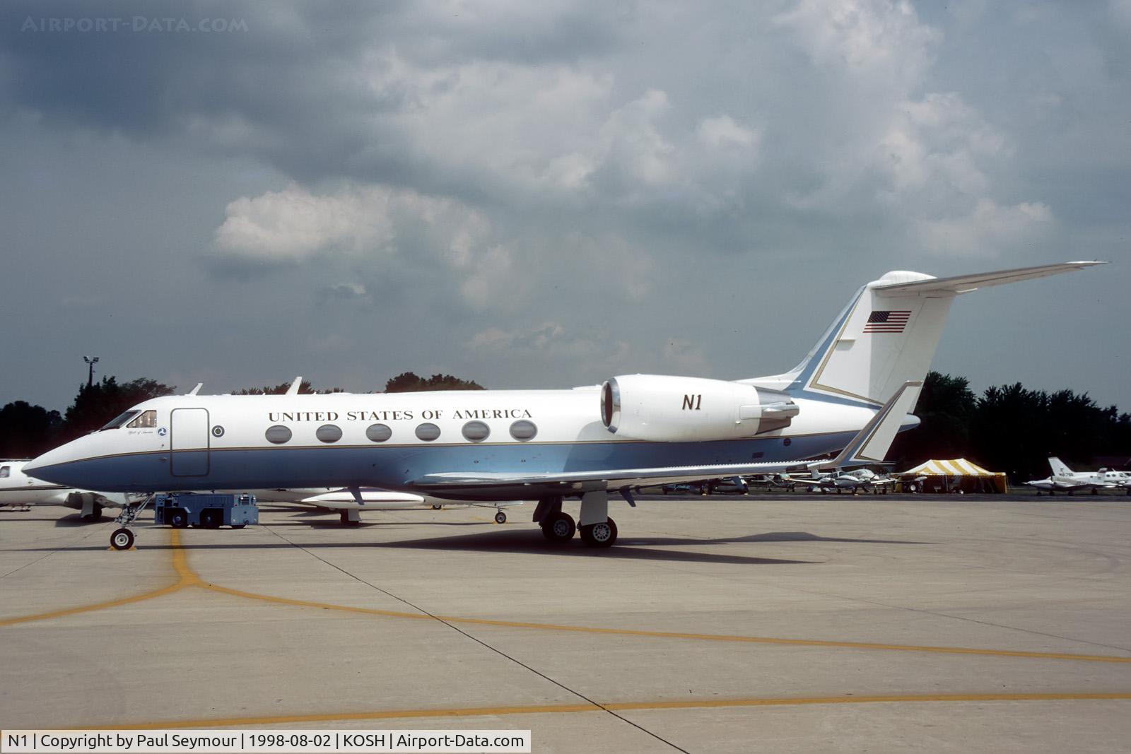 N1, 1988 Gulfstream Aerospace G-IV C/N 1071, Operated by the FAA. At Oshkosh for EAA Airventure.