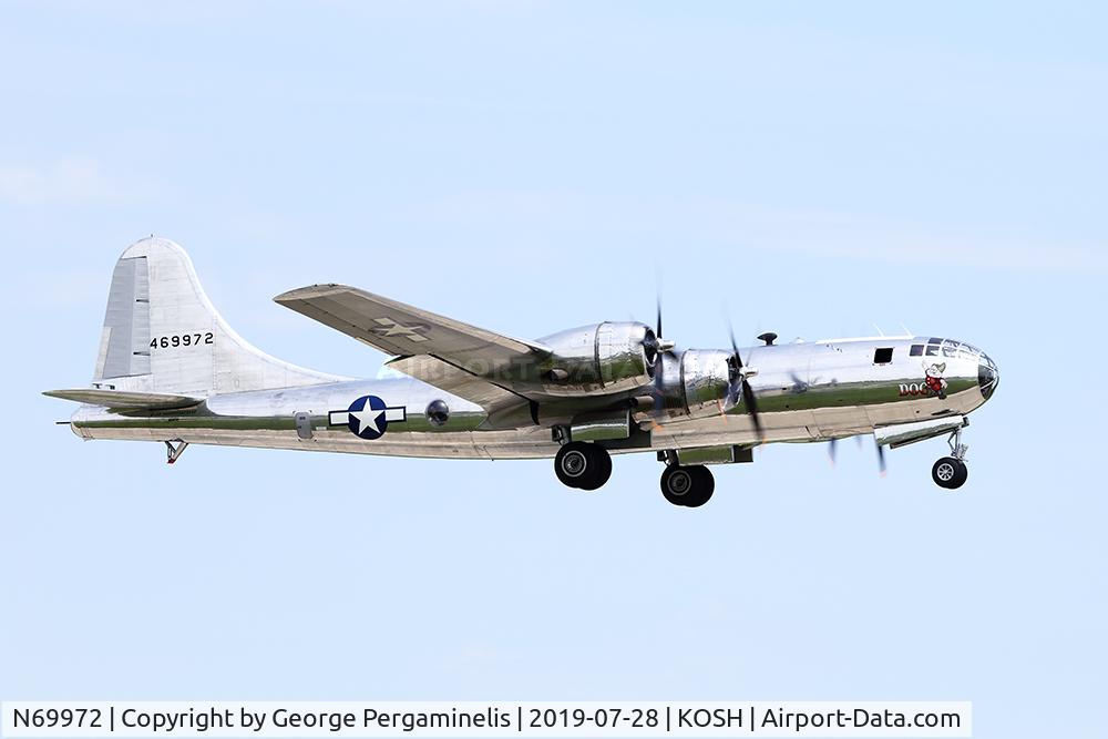 N69972, 1944 Boeing TB-29 (B-29-70-BW) Superfortress C/N 10804, Impromptu display on the day of its departure.
