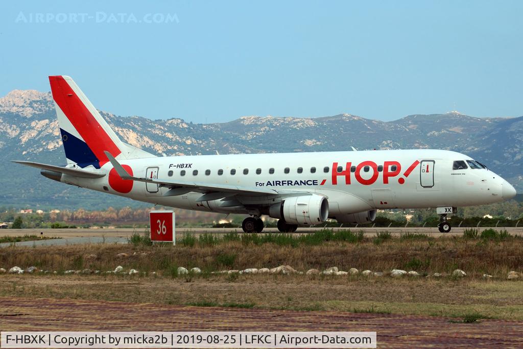 F-HBXK, 2004 Embraer 170LR (ERJ-170-100LR) C/N 17000008, Taxiing