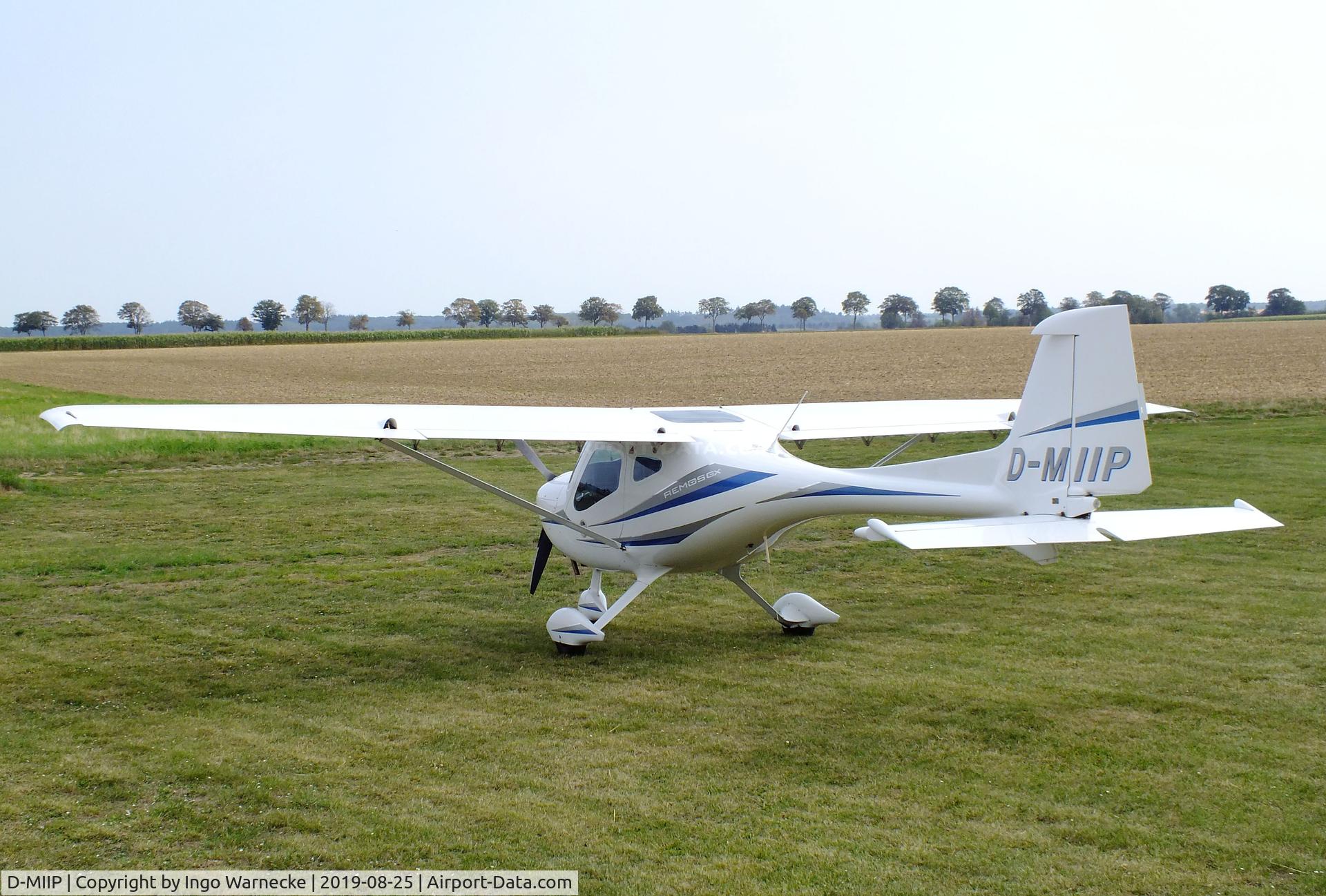 D-MIIP, Remos GX C/N 414, Remos GX at the 2019 Flugplatz-Wiesenfest airfield display at Weilerswist-Müggenhausen ultralight airfield
