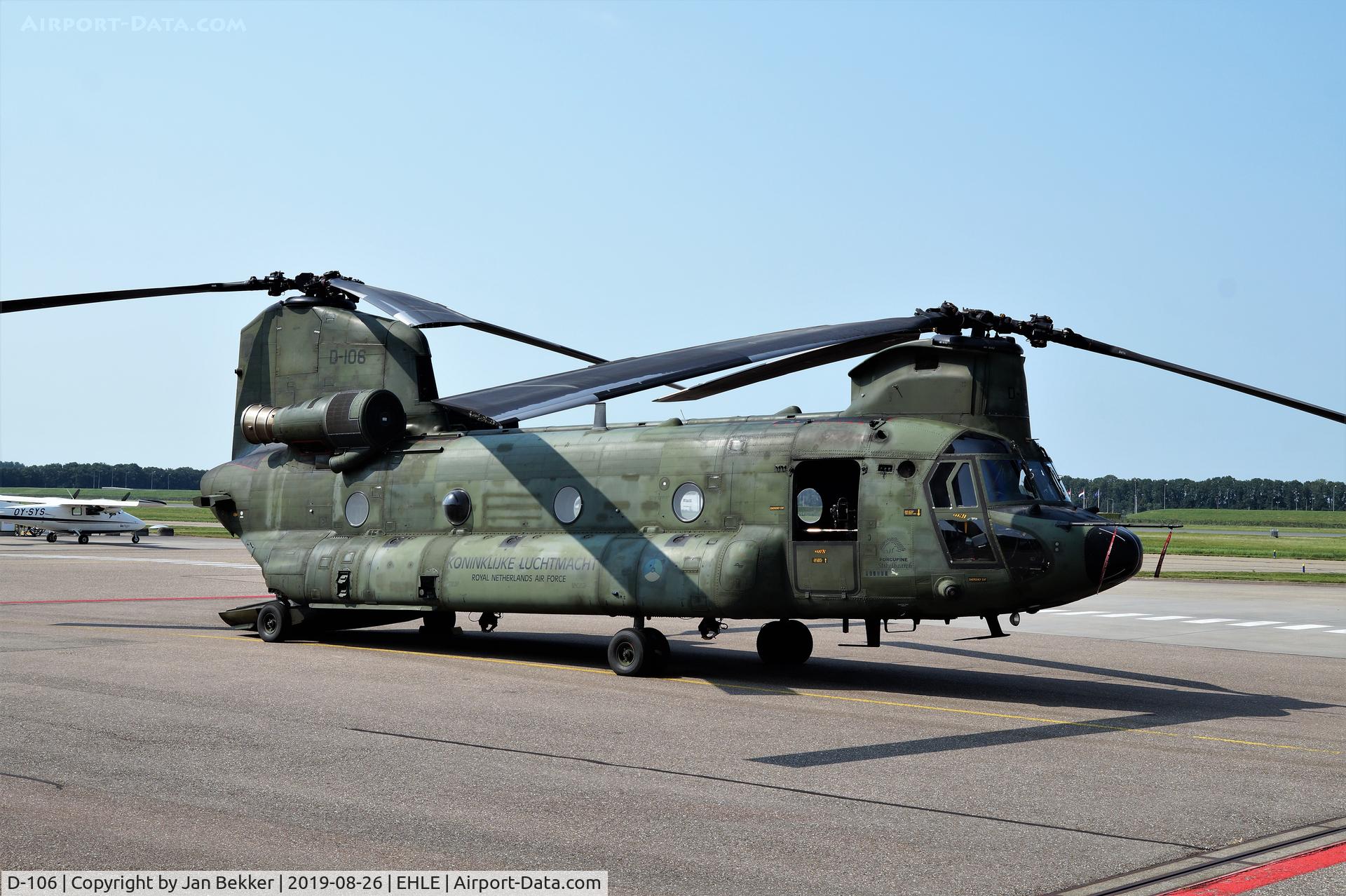D-106, Boeing CH-47D Chinook C/N M.4106, Lelystad Airport