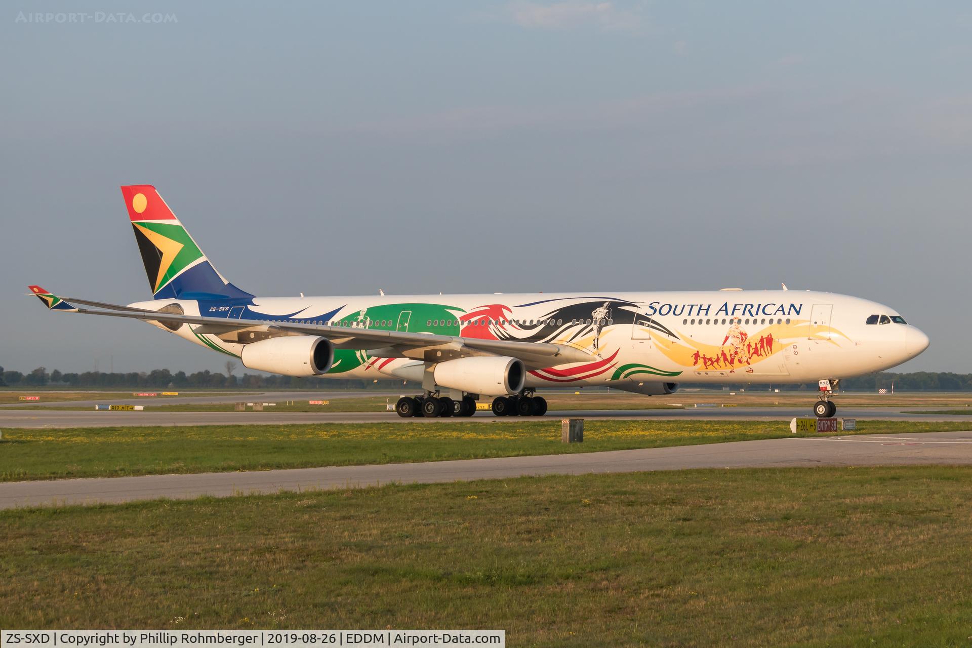 ZS-SXD, 2004 Airbus A340-313X C/N 643, ZS-SXD waering the Team South Africa livery arriving at EDDM
