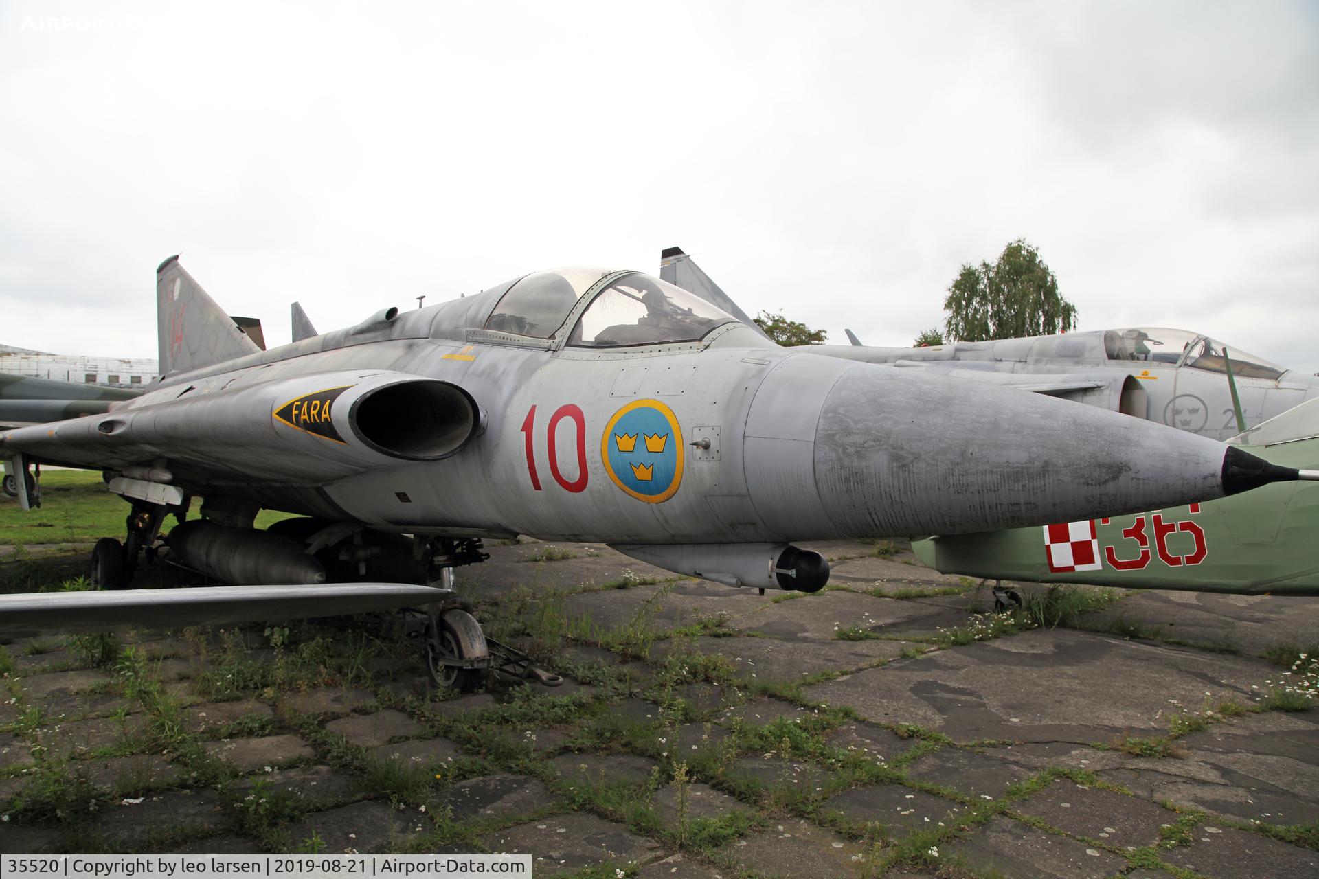 35520, Saab J-35F Draken C/N 35-520, Polish Aviation Museum Krakow 21.8.2019 as a J-35J .