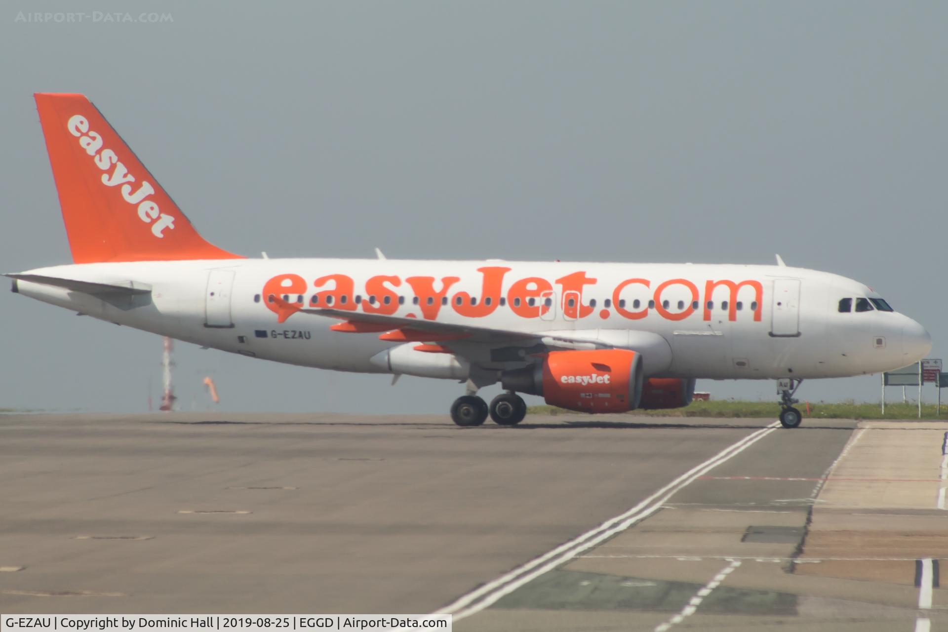 G-EZAU, 2006 Airbus A319-111 C/N 2795, Taxiing to Stand