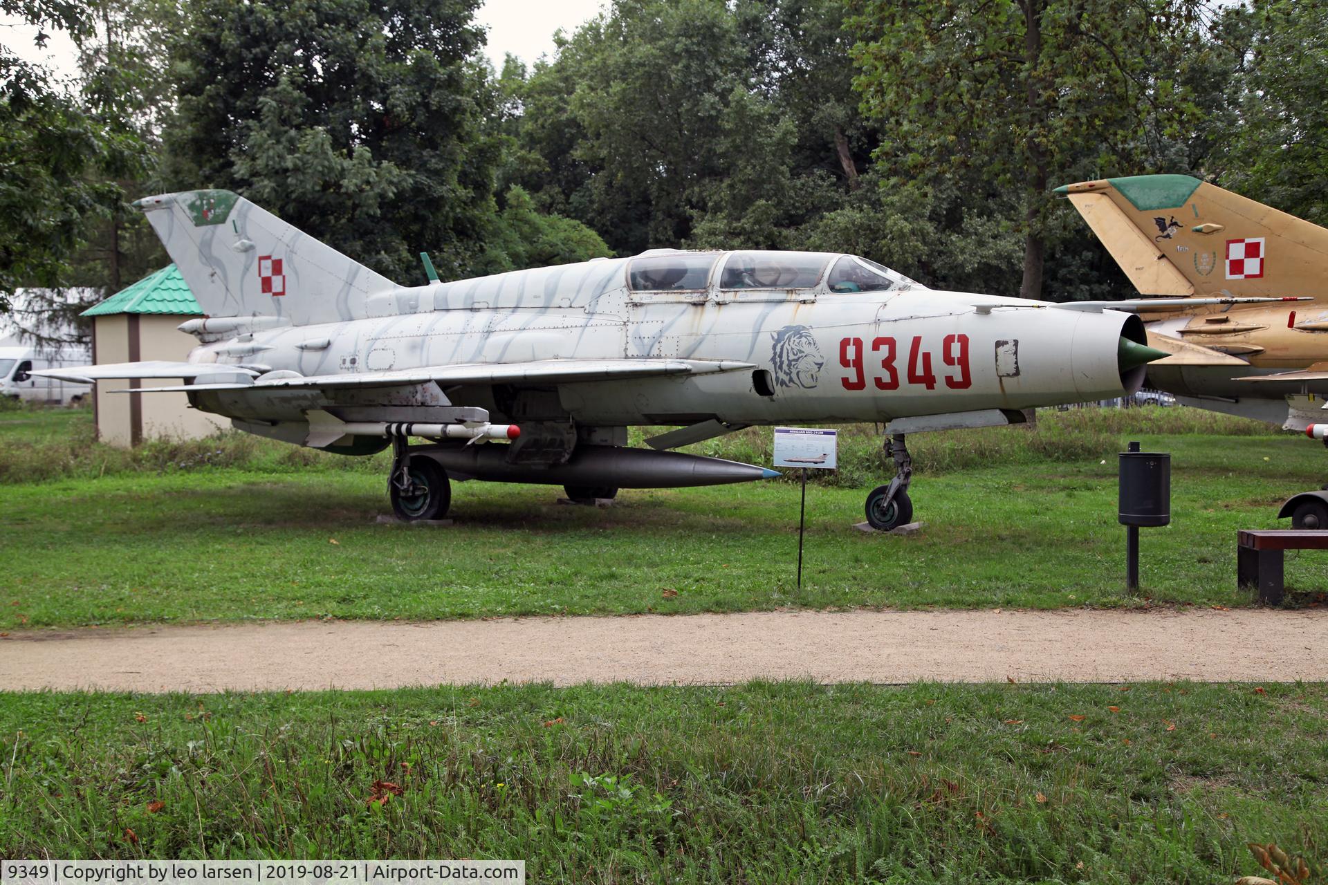 9349, Mikoyan-Gurevich MiG-21UM C/N 516999349, Polish Aviation Museum Krakow 21.8.2019