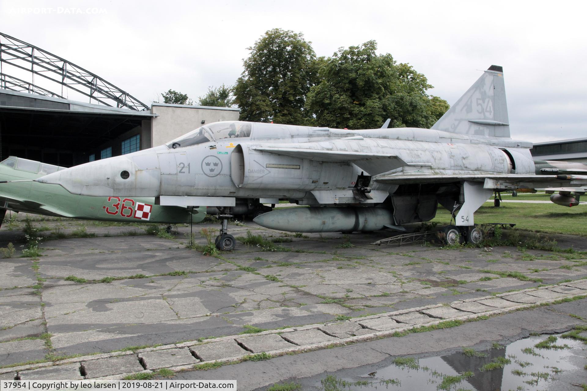 37954, Saab AJSF 37 Viggen C/N 37954, Polish Aviation Museum 21.8.2019
