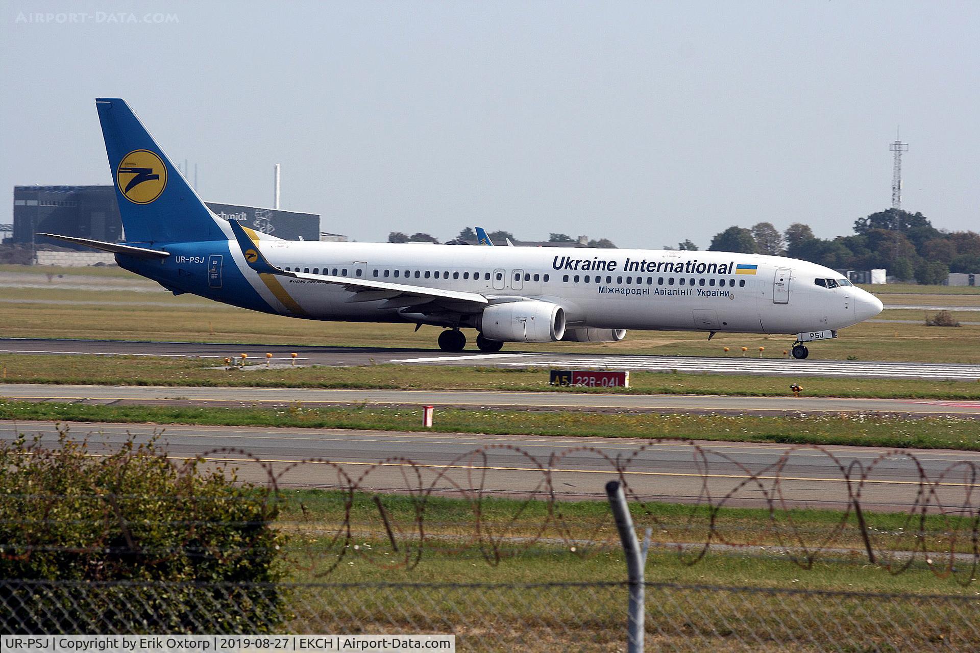 UR-PSJ, 2013 Boeing 737-9KV C/N 41535, UR-PSJ taking off rw 22R