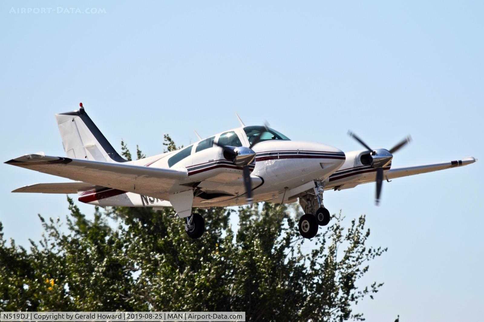 N519DJ, 1977 Beech 95-B55 (T42A) Baron C/N TC-2030, Take off from RWY 29.