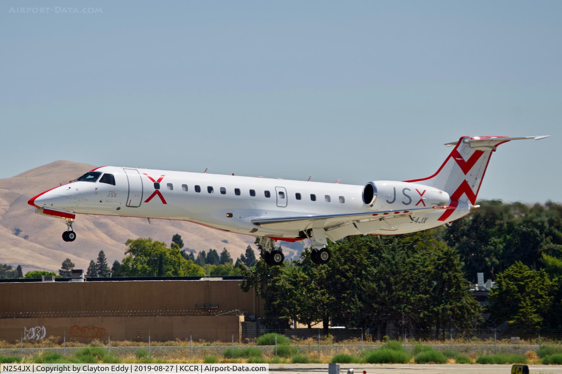 N254JX, 2000 Embraer ERJ-135LR (EMB-135LR) C/N 145275, Buchanan Field Concord Airport California 2019.