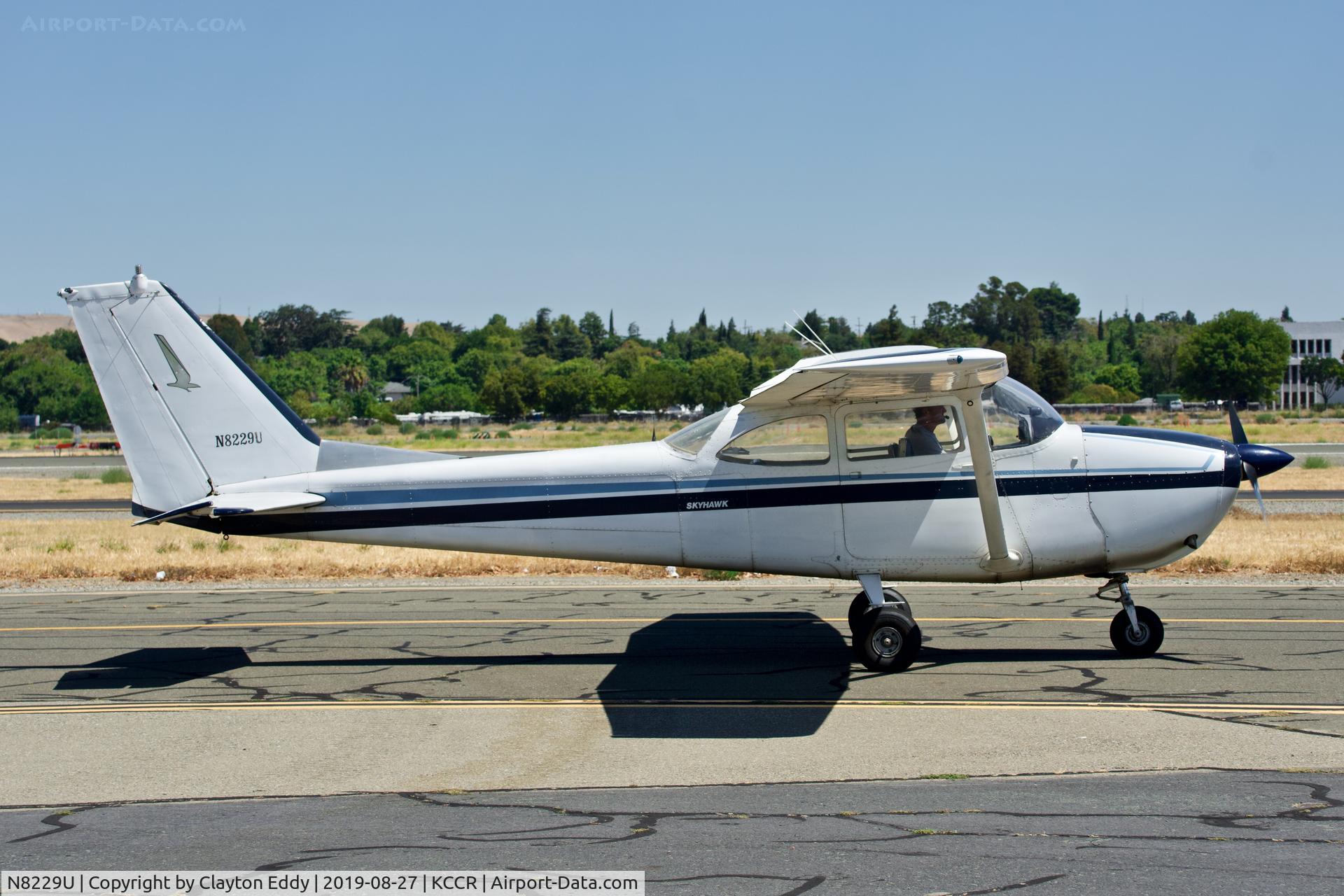N8229U, 1964 Cessna 172F C/N 17252129, Buchanan Field Concord California 2019.