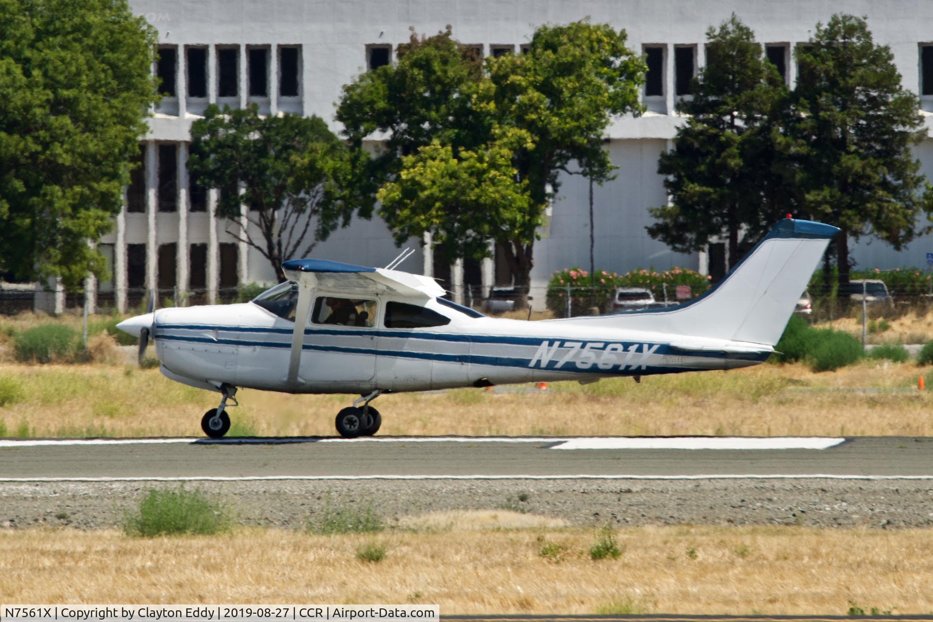 N7561X, 1977 Cessna R182 Skylane RG C/N R18200101, Buchanan Field Concord California 2019.