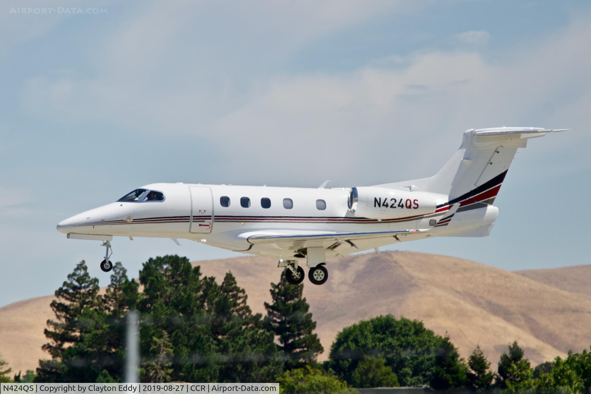N424QS, 2018 Embraer EMB-505 Phenom 300 C/N 50500470, Buchanan Field Concord Airport California 2019.