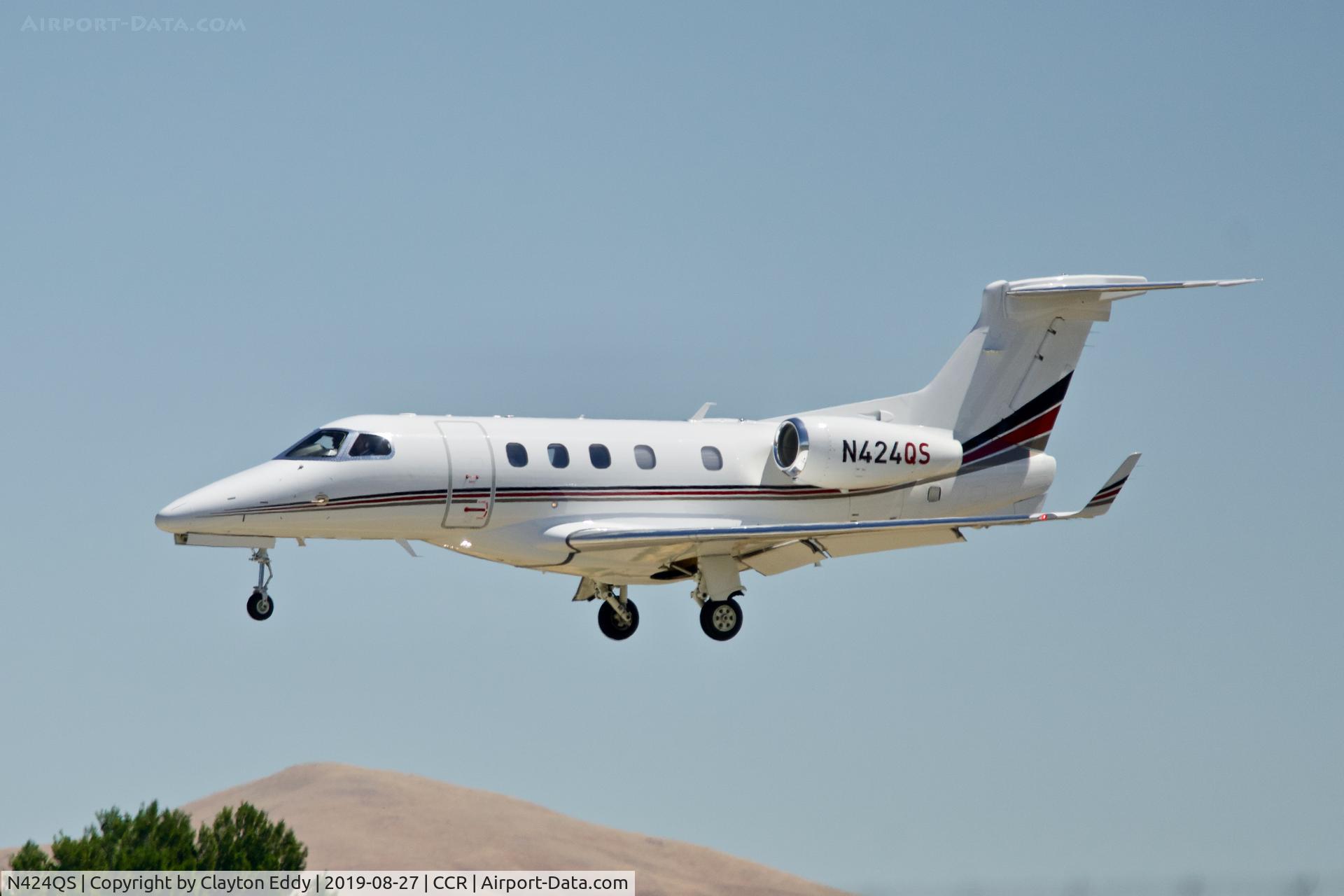 N424QS, 2018 Embraer EMB-505 Phenom 300 C/N 50500470, Buchanan Field Concord Airport California 2019.