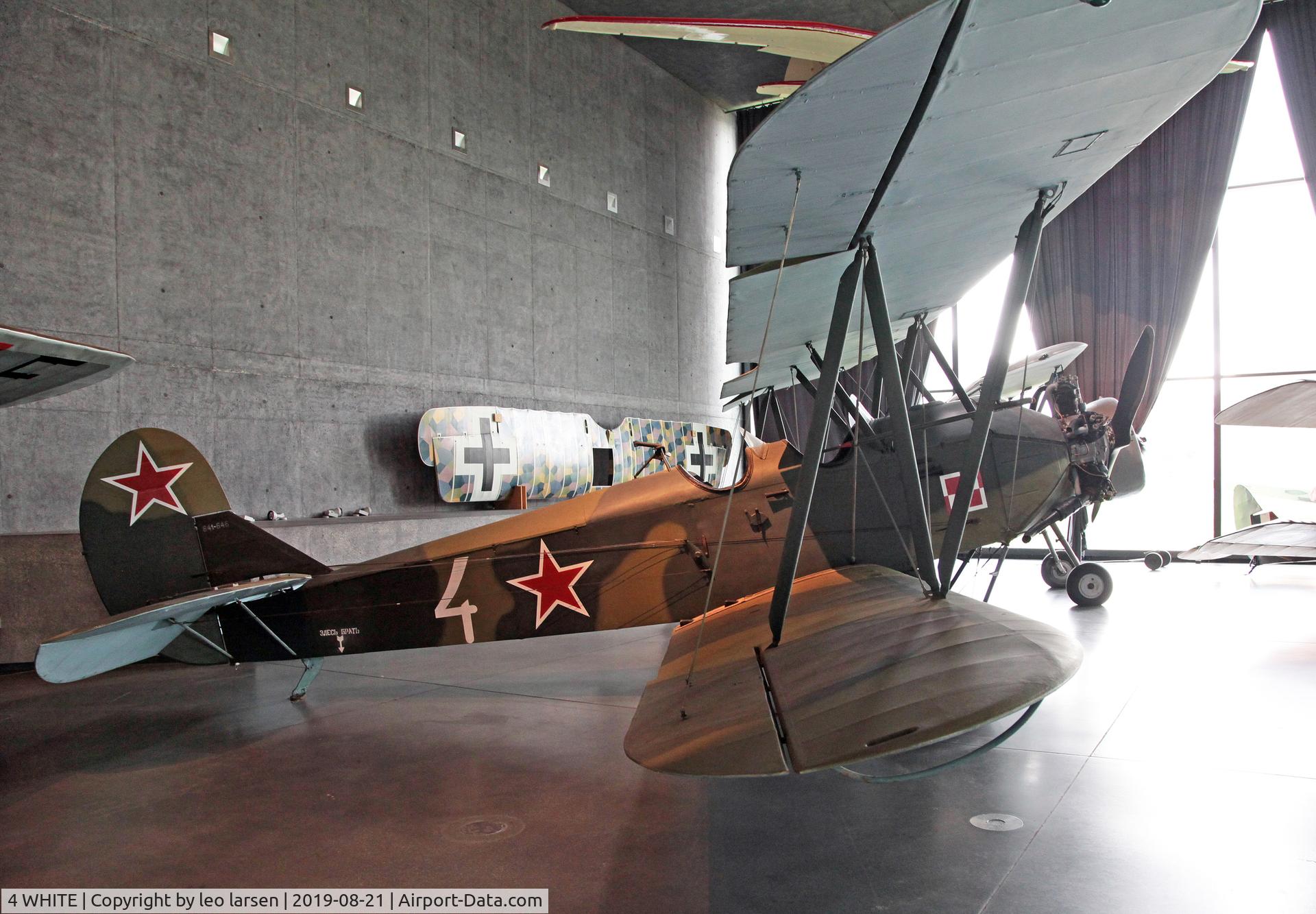 4 WHITE, 1944 Polikarpov Po-2LNB C/N 641-646, Polish Aviation Museum Krakow 21.8.2019