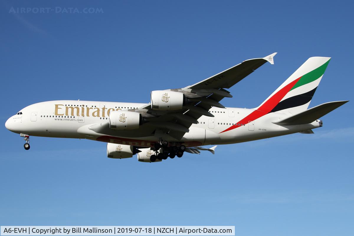 A6-EVH, 2018 Airbus A380-842 C/N 257, EK412