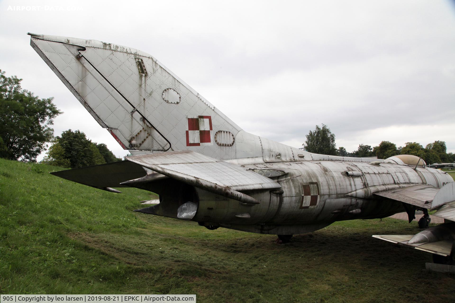 905, Mikoyan-Gurevich MiG-19PM C/N 650905, Polish Aviation Museum 21.8.2019
