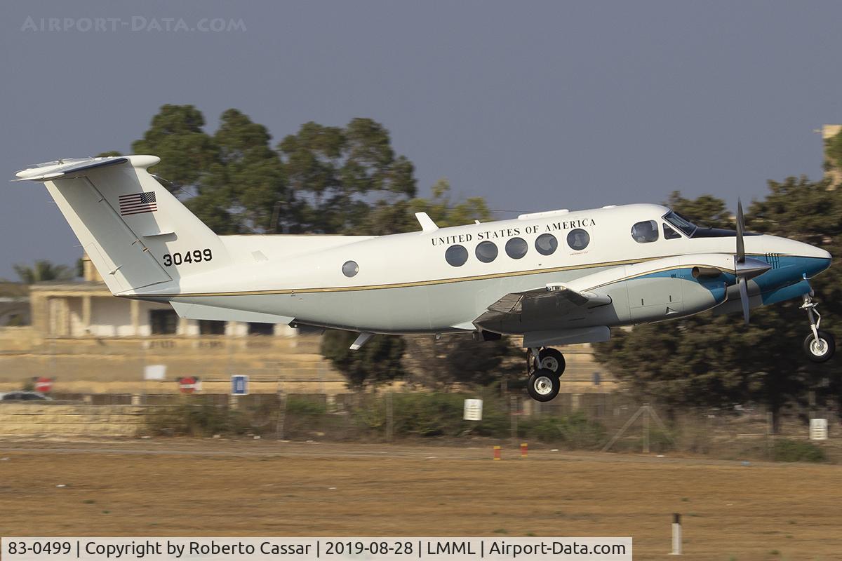 83-0499, 1983 Beech C-12D Huron C/N BP-45, Runway 13
