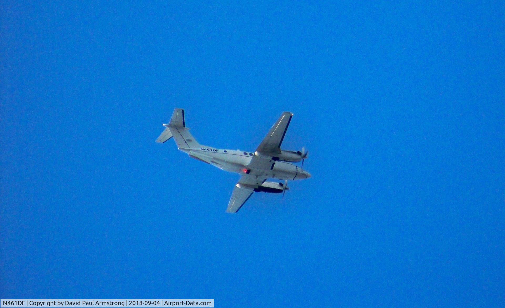 N461DF, 1981 Beech C-12D-1 Huron C/N BP-029, Over Summit City, California, September 4, 2018 - Ranchera Fire
