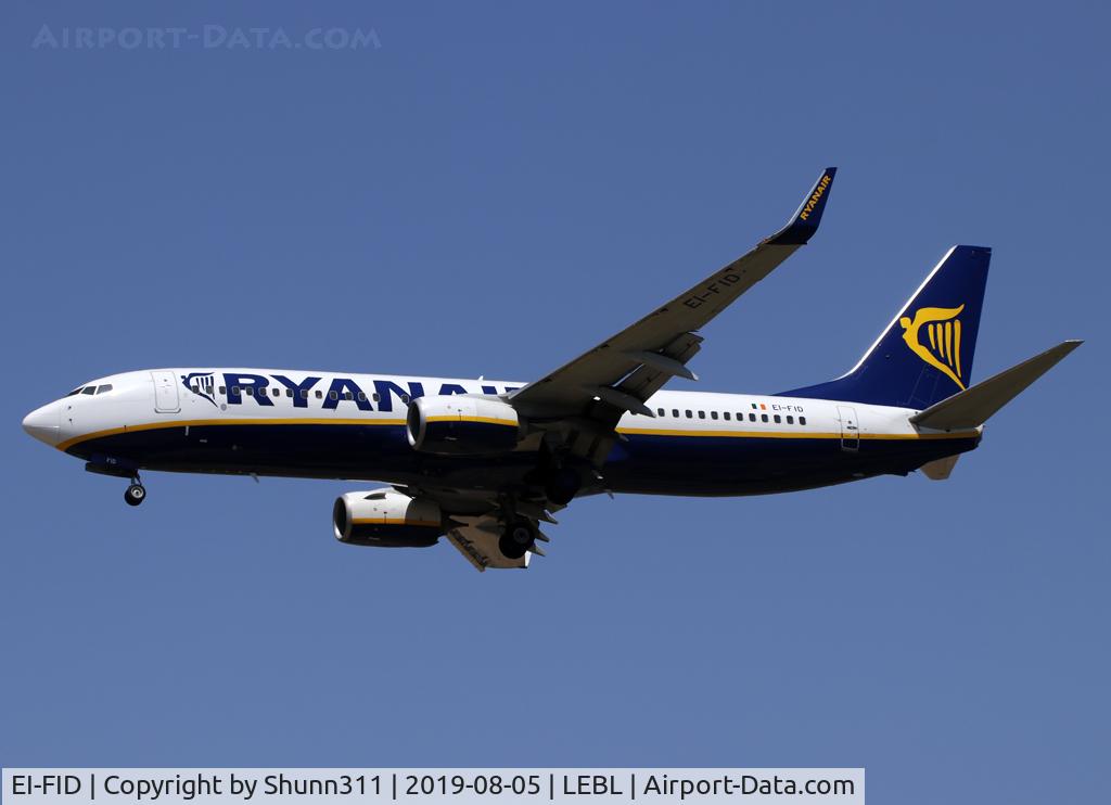 EI-FID, 2015 Boeing 737-8AS C/N 44694, Landing rwy 25R
