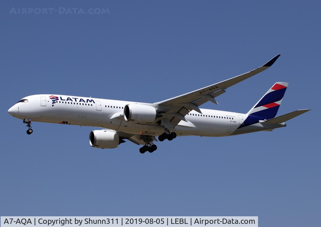 A7-AQA, 2019 Airbus A350-941 C/N 265, Landing rwy 25R in LATAM c/s