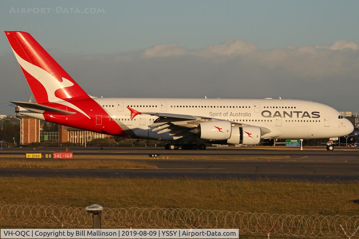 VH-OQC, 2008 Airbus A380-842 C/N 022, on to 34L