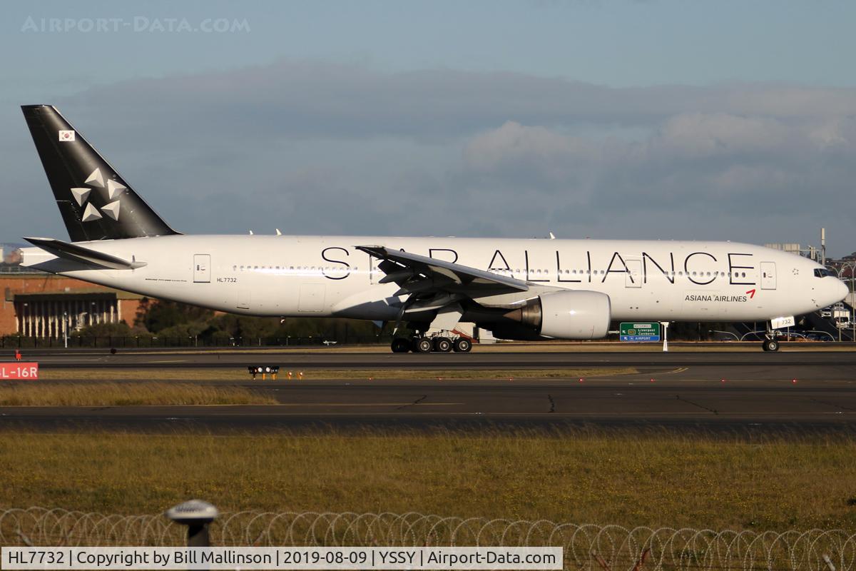 HL7732, 2004 Boeing 777-28E/ER C/N 29174, Star Alliance cs