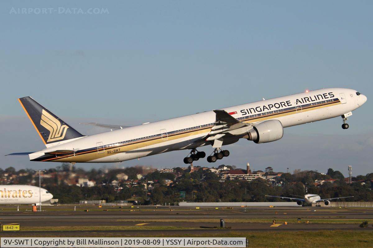9V-SWT, 2009 Boeing 777-312/ER C/N 34585, home to SIN as SQ212