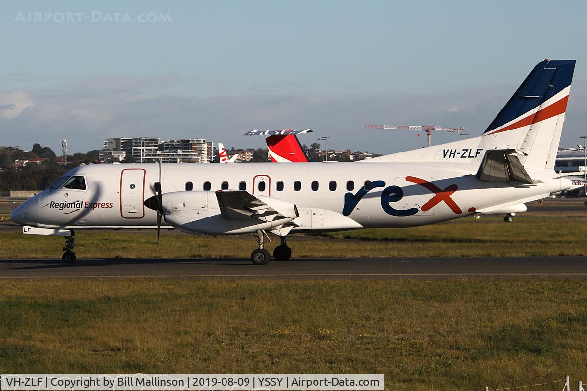 VH-ZLF, 1995 Saab 340B+ C/N 340B-374, taxiing to 34R