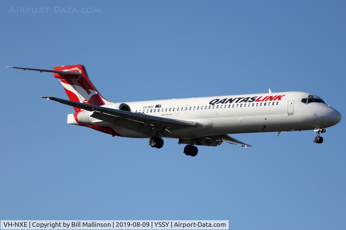 VH-NXE, 2000 Boeing 717-200 C/N 55063, from CBR