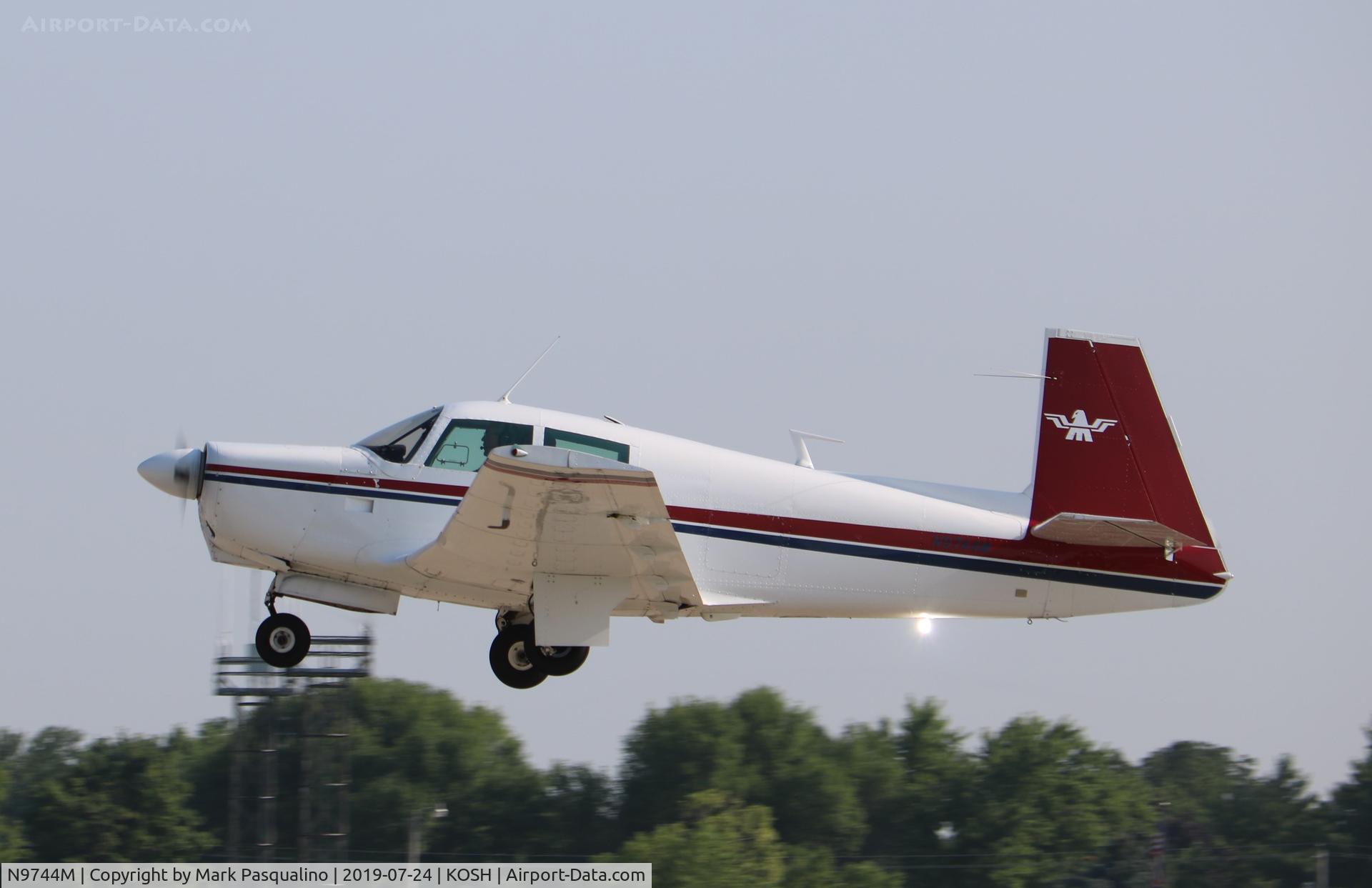 N9744M, Mooney M20C Ranger C/N 670038, Mooney M20C