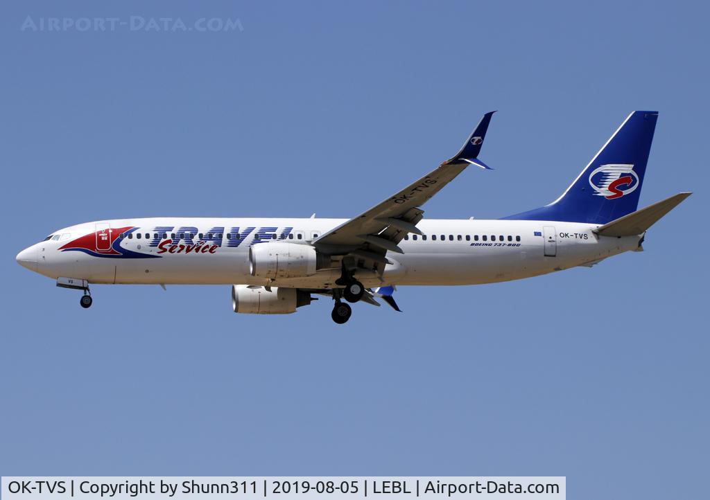 OK-TVS, 2011 Boeing 737-86N C/N 39404, Landing rwy 25R
