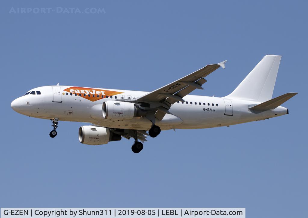 G-EZEN, 2004 Airbus A319-111 C/N 2245, Landing rwy 25R in hybrid c/s