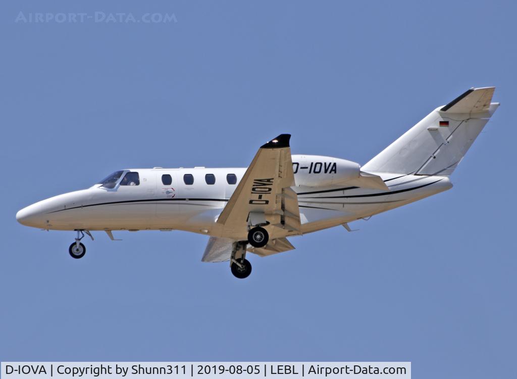 D-IOVA, 2018 Cessna 525 Citation M2 C/N 525-0987, Landig rwy 25R