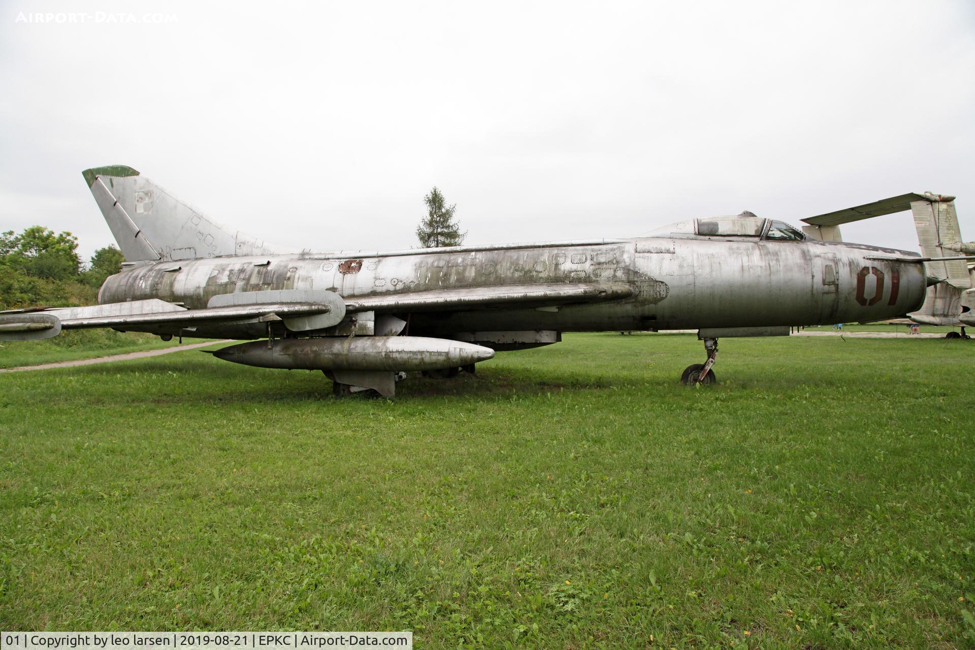 01, Sukhoi Su-7BM C/N 5301, Polish Aviation Museum Krakow 21.8.2019