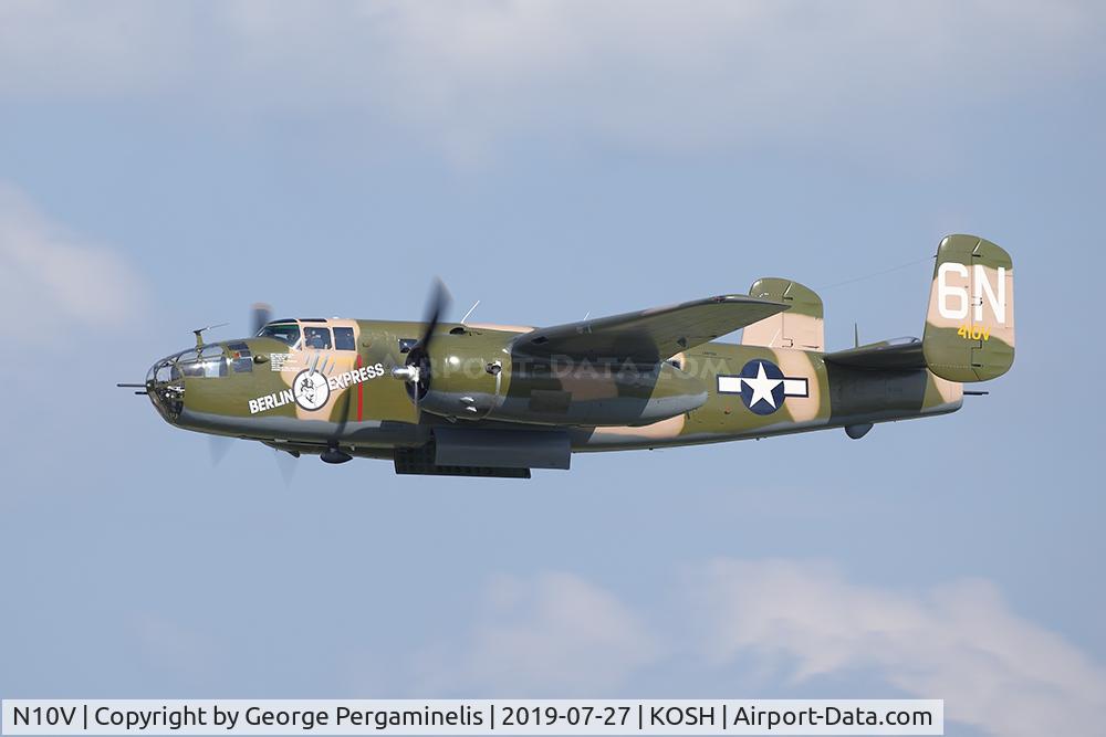 N10V, 1943 North American B-25H Mitchell C/N 98-21433, Participating in the daily airshow.