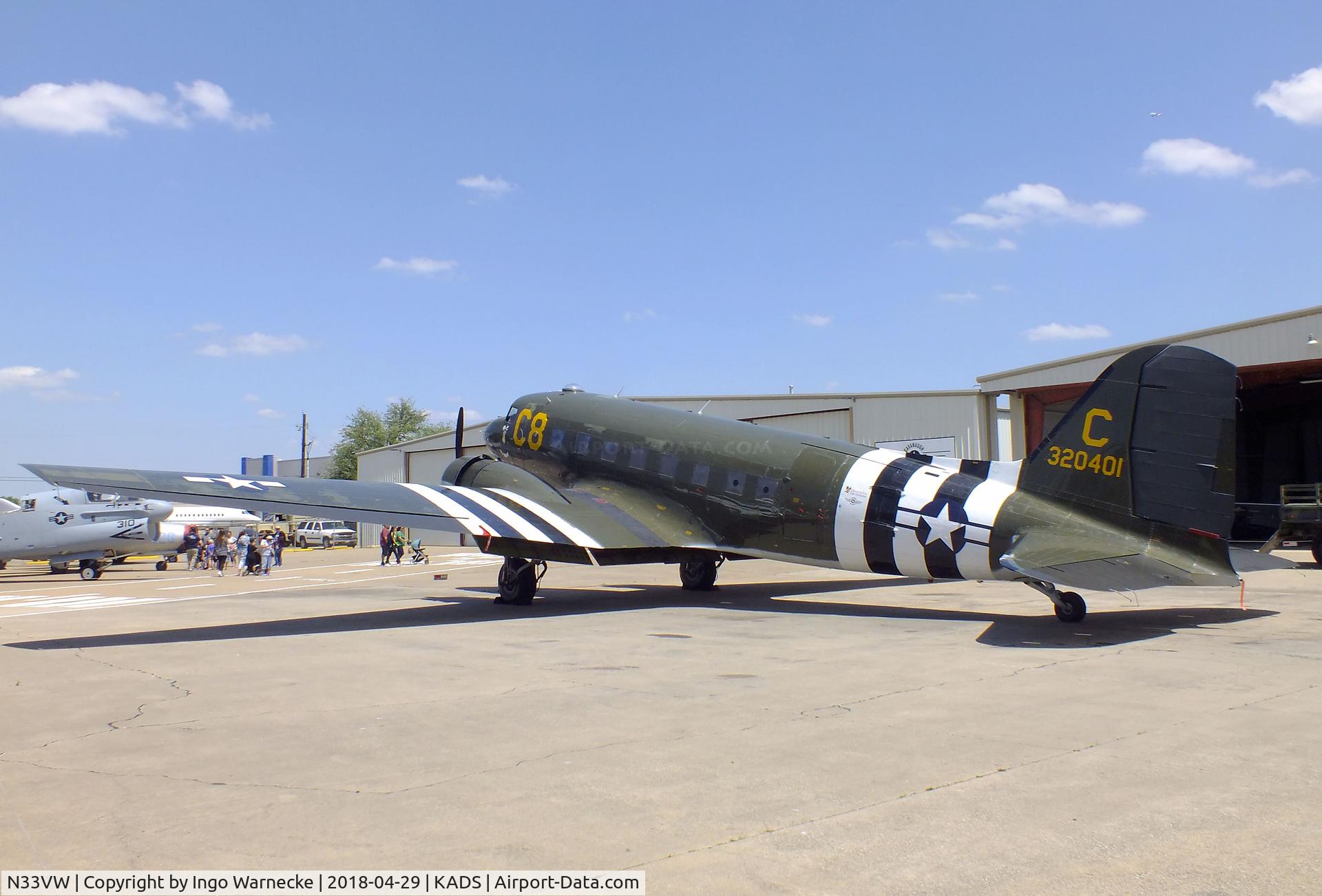N33VW, 1943 Douglas DC3C-S1C3G (C-47A) C/N 20401, Douglas DC-3C, displayed as C-47, at the Cavanaugh Flight Museum, Addison TX