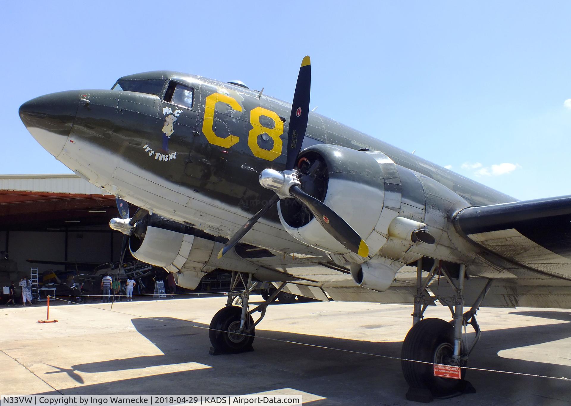 N33VW, 1943 Douglas DC3C-S1C3G (C-47A) C/N 20401, Douglas DC-3C, displayed as C-47, at the Cavanaugh Flight Museum, Addison TX