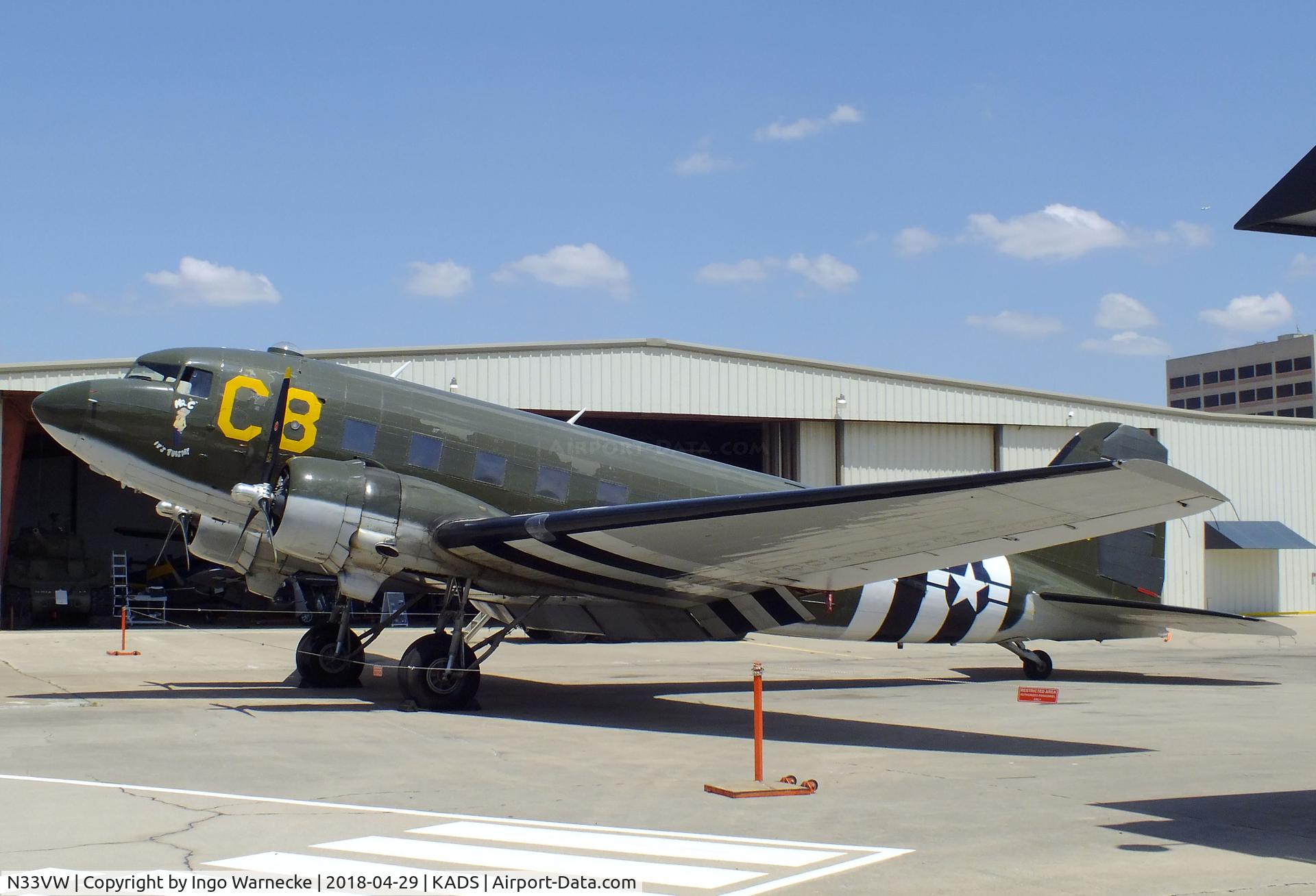 N33VW, 1943 Douglas DC3C-S1C3G (C-47A) C/N 20401, Douglas DC-3C, displayed as C-47, at the Cavanaugh Flight Museum, Addison TX