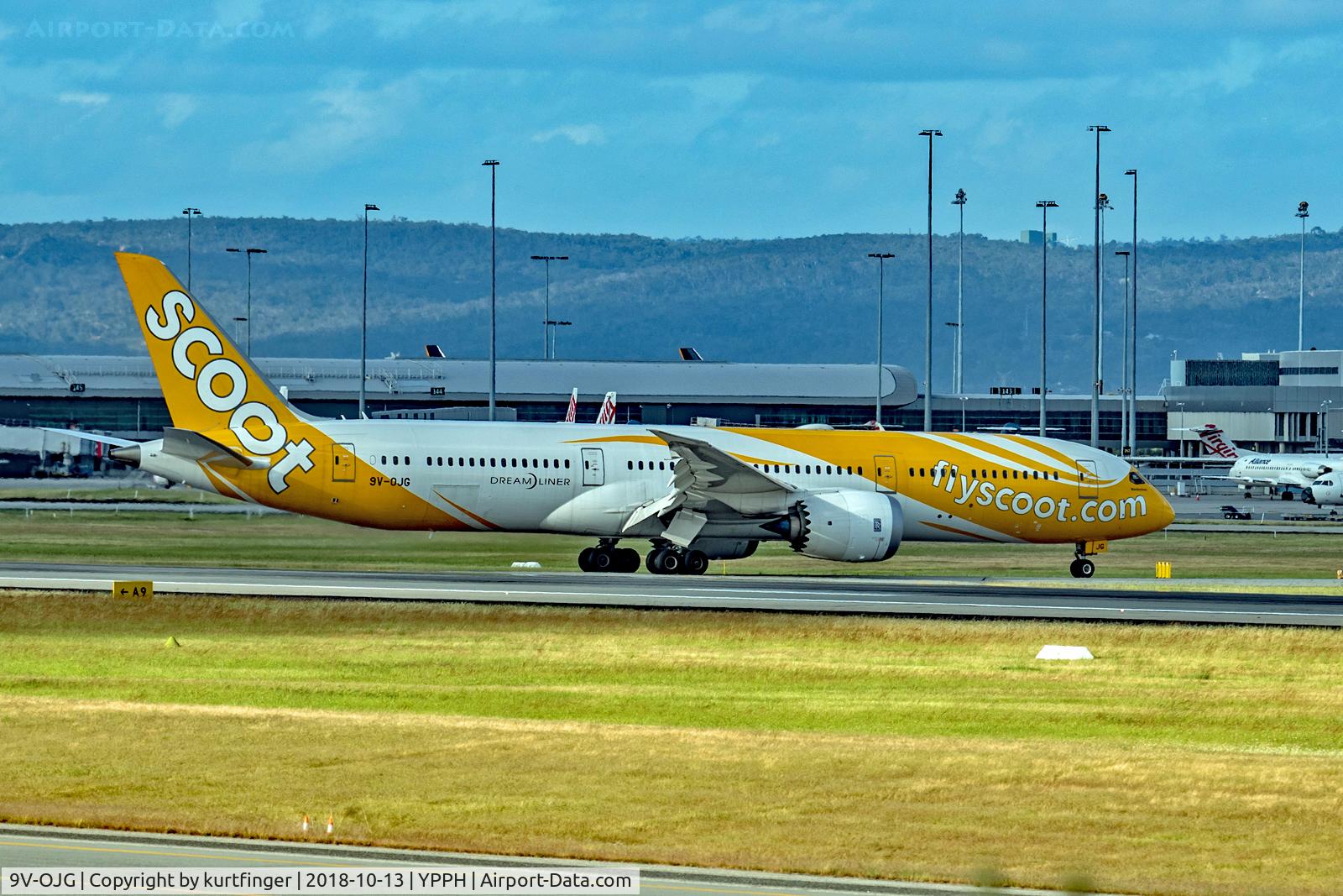 9V-OJG, 2018 Boeing 787-9 Dreamliner C/N 37128, Boeing 787-9 Dreamliner Scoot 9V-OJG heading for the terminal YPPH 131018.