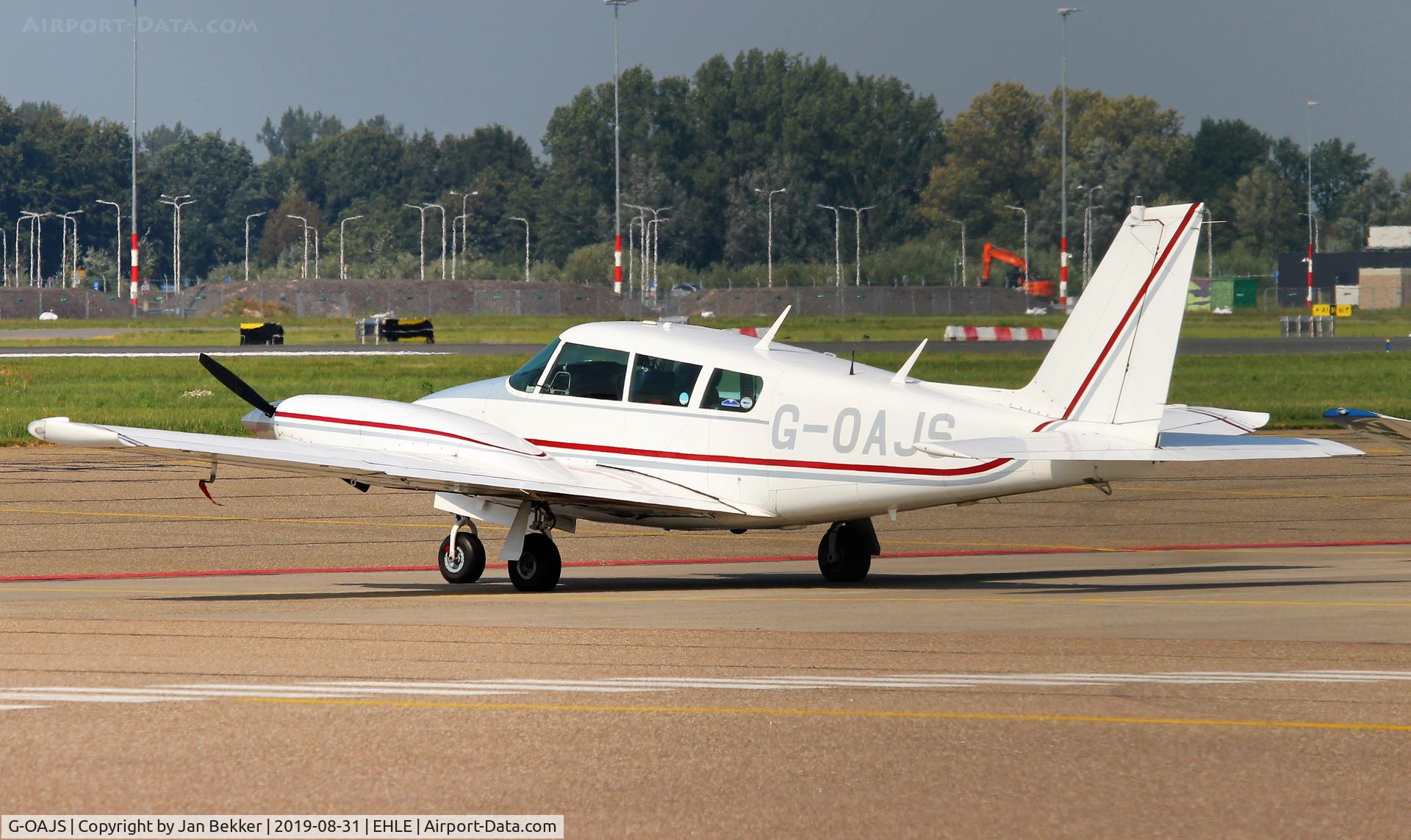 G-OAJS, 1970 Piper PA-39 Twin Comanche C/R C/N 39-15, Lelystad Airport